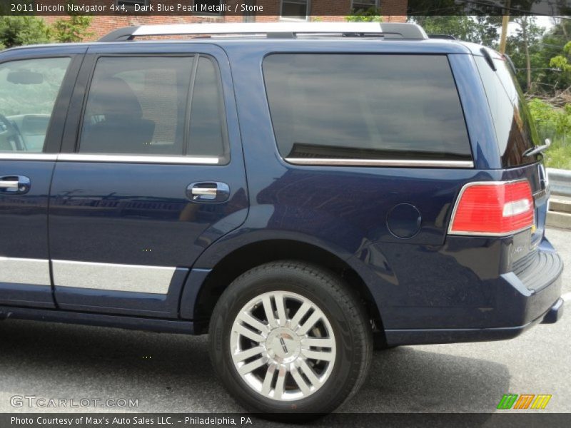 Dark Blue Pearl Metallic / Stone 2011 Lincoln Navigator 4x4