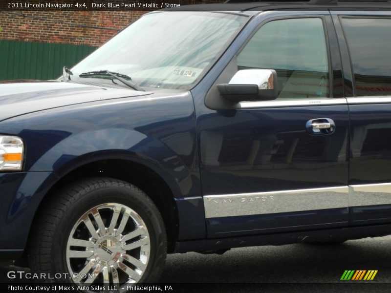 Dark Blue Pearl Metallic / Stone 2011 Lincoln Navigator 4x4