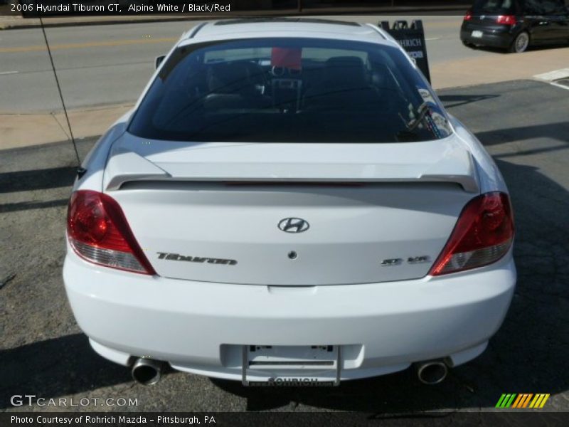 Alpine White / Black/Red 2006 Hyundai Tiburon GT