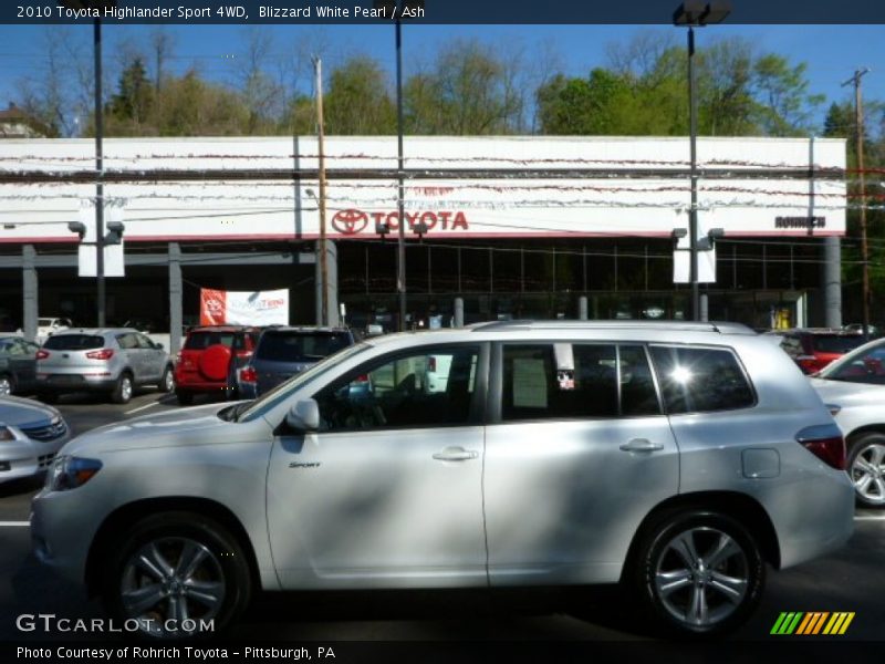 Blizzard White Pearl / Ash 2010 Toyota Highlander Sport 4WD