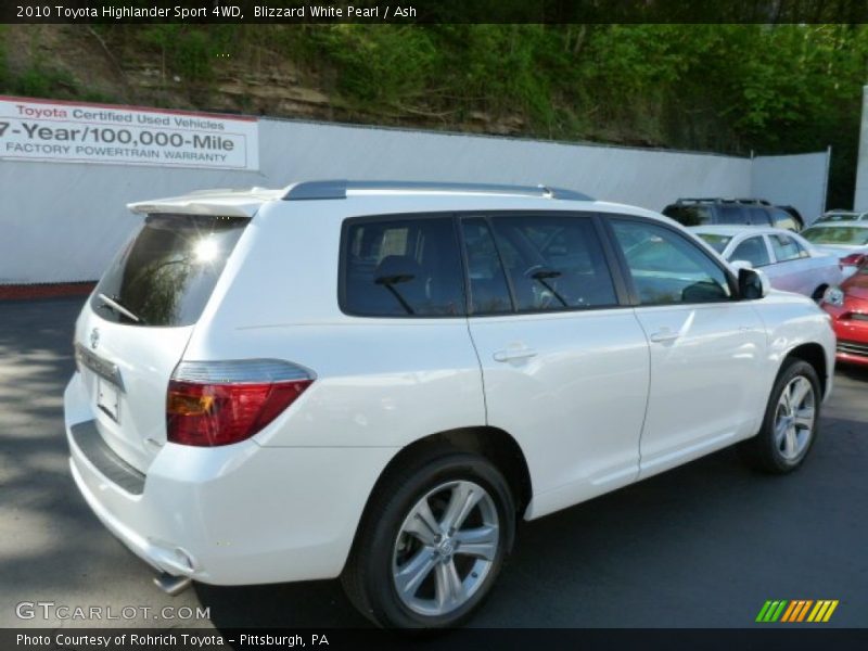 Blizzard White Pearl / Ash 2010 Toyota Highlander Sport 4WD