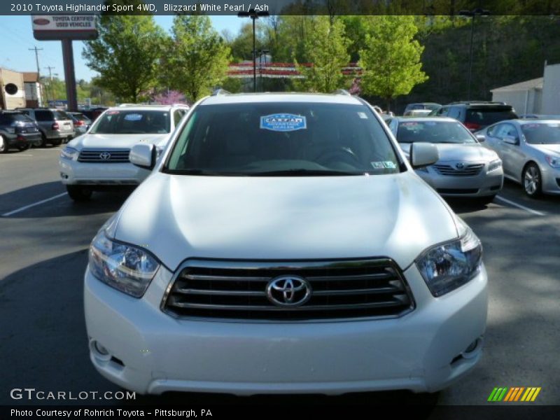 Blizzard White Pearl / Ash 2010 Toyota Highlander Sport 4WD