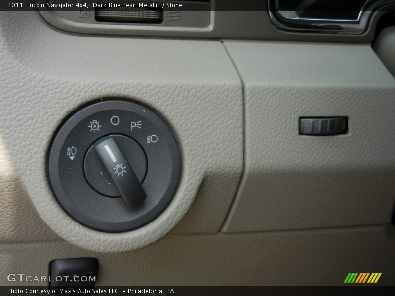 Dark Blue Pearl Metallic / Stone 2011 Lincoln Navigator 4x4