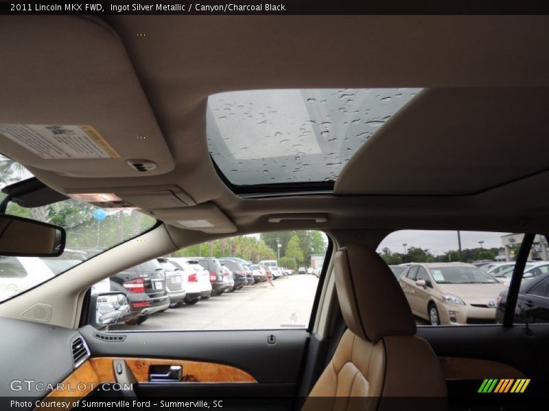 Ingot Silver Metallic / Canyon/Charcoal Black 2011 Lincoln MKX FWD
