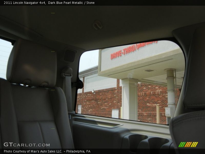 Dark Blue Pearl Metallic / Stone 2011 Lincoln Navigator 4x4
