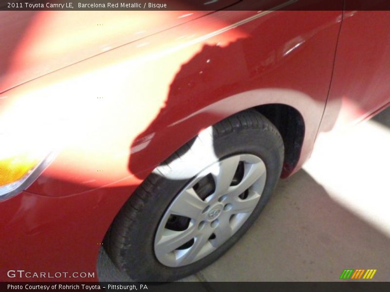 Barcelona Red Metallic / Bisque 2011 Toyota Camry LE