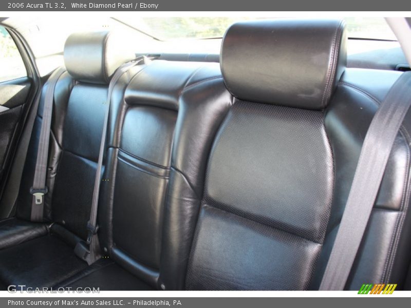 White Diamond Pearl / Ebony 2006 Acura TL 3.2