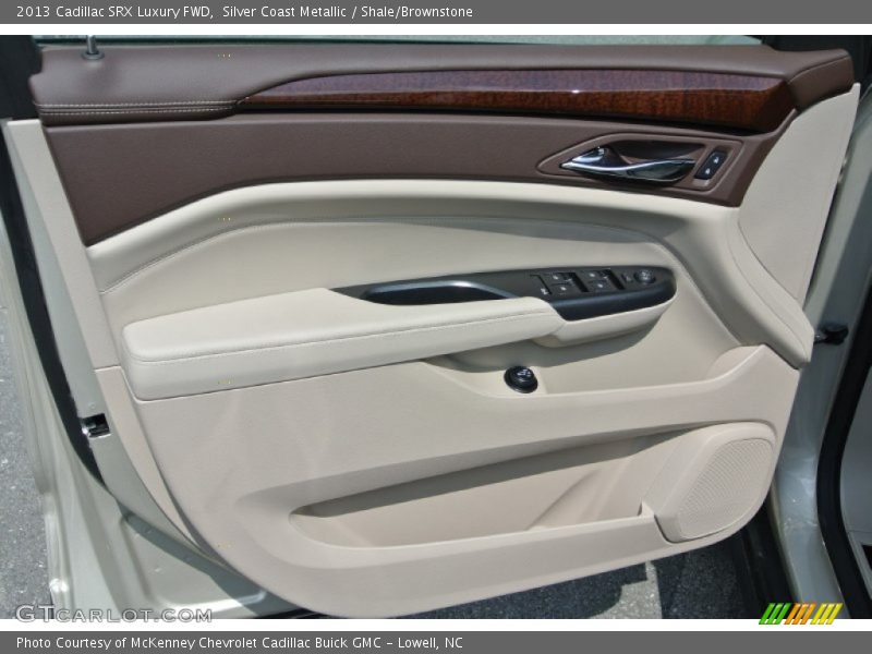 Silver Coast Metallic / Shale/Brownstone 2013 Cadillac SRX Luxury FWD