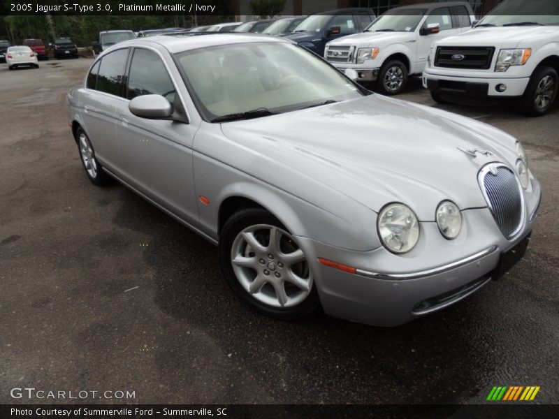 Platinum Metallic / Ivory 2005 Jaguar S-Type 3.0