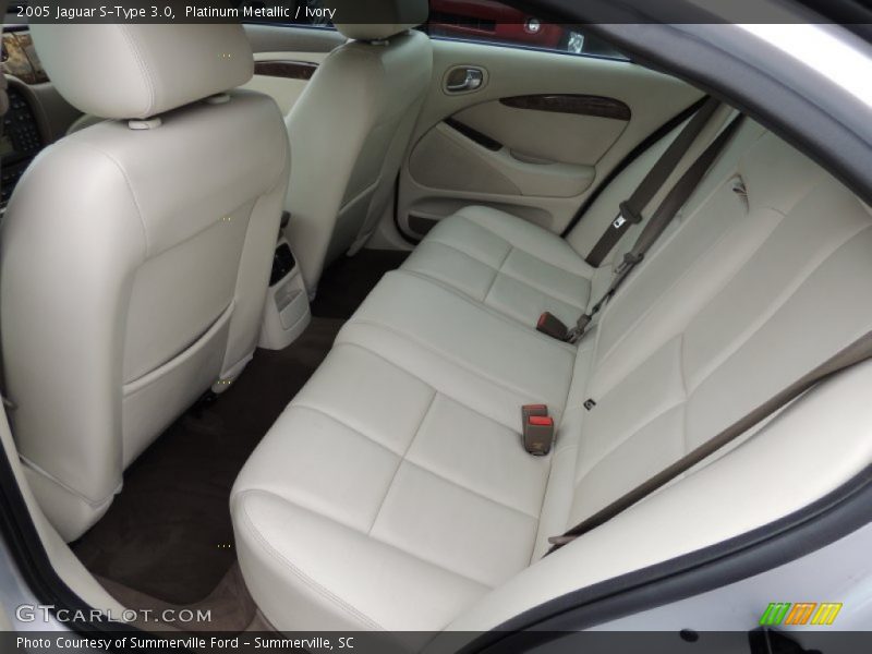 Platinum Metallic / Ivory 2005 Jaguar S-Type 3.0