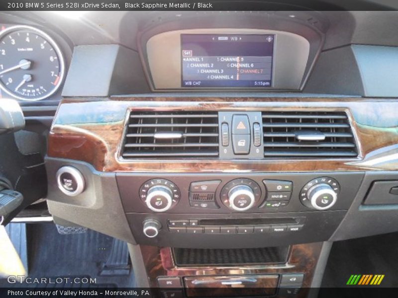 Black Sapphire Metallic / Black 2010 BMW 5 Series 528i xDrive Sedan