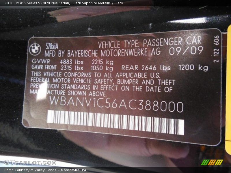 Black Sapphire Metallic / Black 2010 BMW 5 Series 528i xDrive Sedan