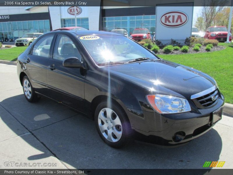 Ebony Black / Gray 2006 Kia Spectra EX Sedan