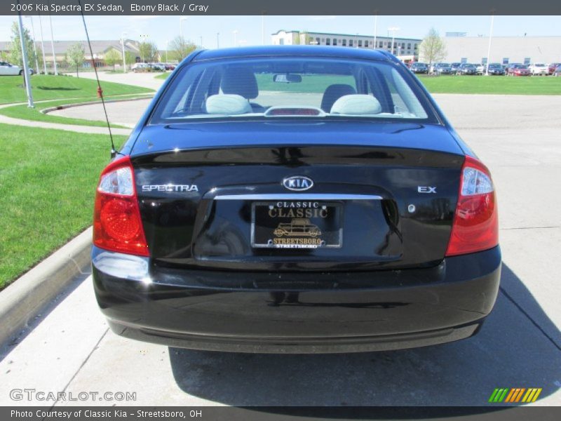 Ebony Black / Gray 2006 Kia Spectra EX Sedan