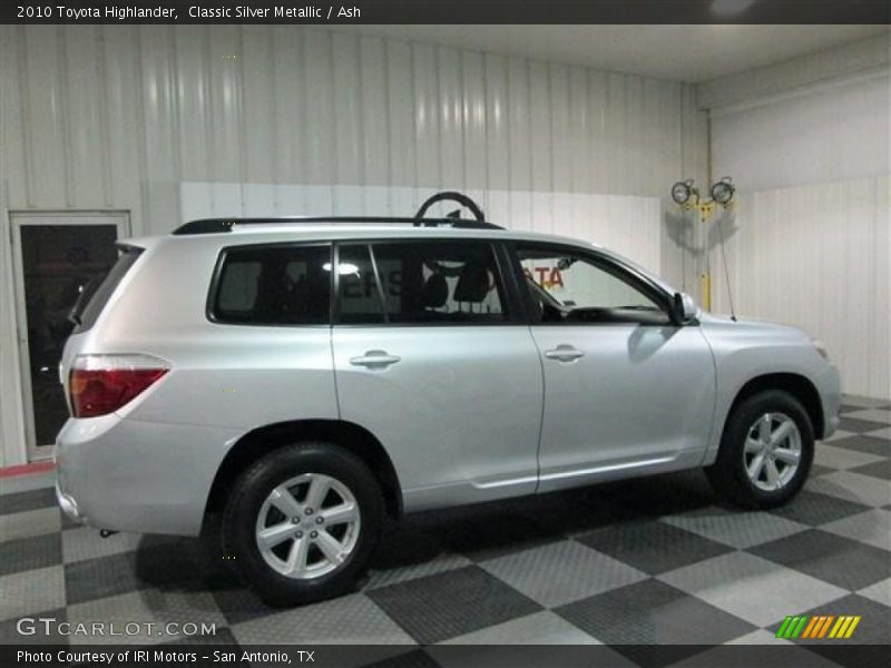 Classic Silver Metallic / Ash 2010 Toyota Highlander