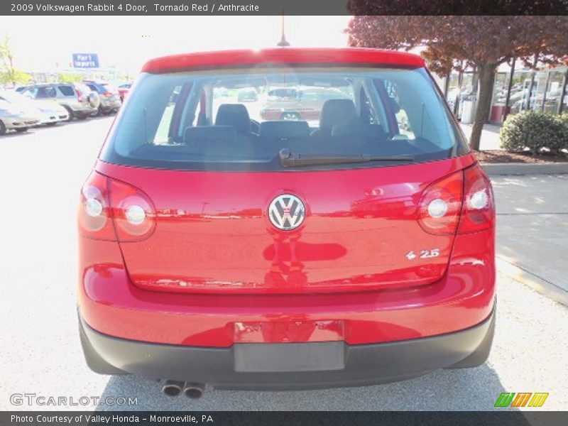 Tornado Red / Anthracite 2009 Volkswagen Rabbit 4 Door