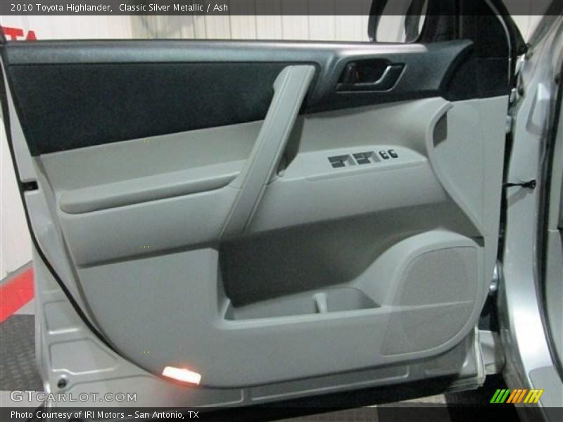 Classic Silver Metallic / Ash 2010 Toyota Highlander