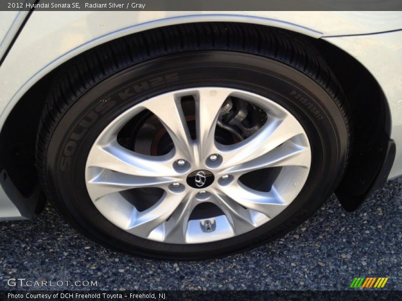 Radiant Silver / Gray 2012 Hyundai Sonata SE