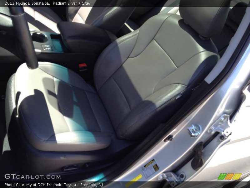 Radiant Silver / Gray 2012 Hyundai Sonata SE