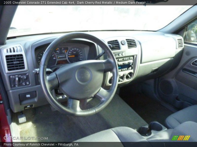 Dark Cherry Red Metallic / Medium Dark Pewter 2005 Chevrolet Colorado Z71 Extended Cab 4x4