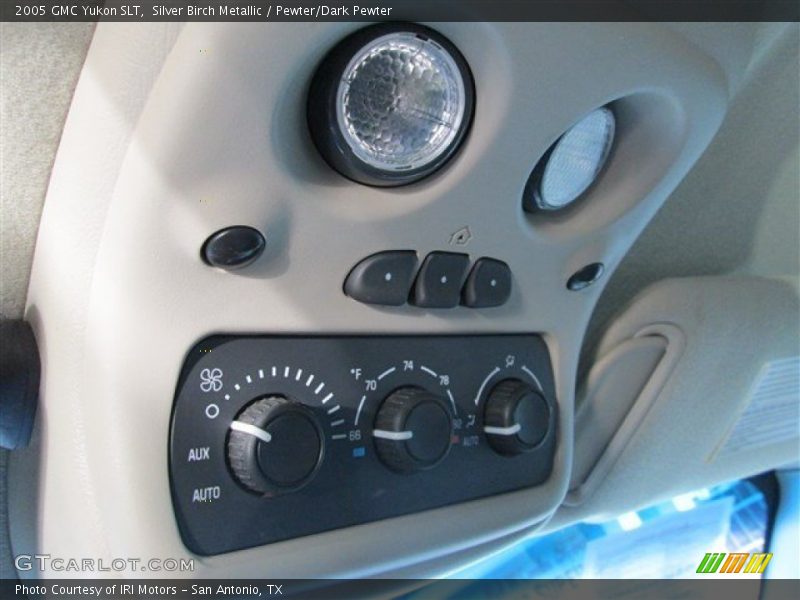 Silver Birch Metallic / Pewter/Dark Pewter 2005 GMC Yukon SLT