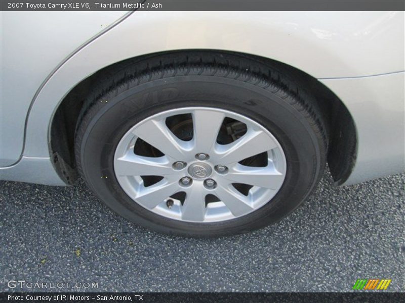 Titanium Metallic / Ash 2007 Toyota Camry XLE V6