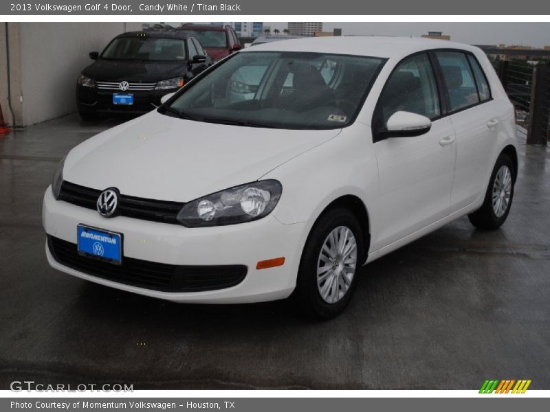 Candy White / Titan Black 2013 Volkswagen Golf 4 Door