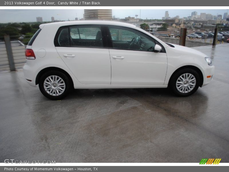 Candy White / Titan Black 2013 Volkswagen Golf 4 Door