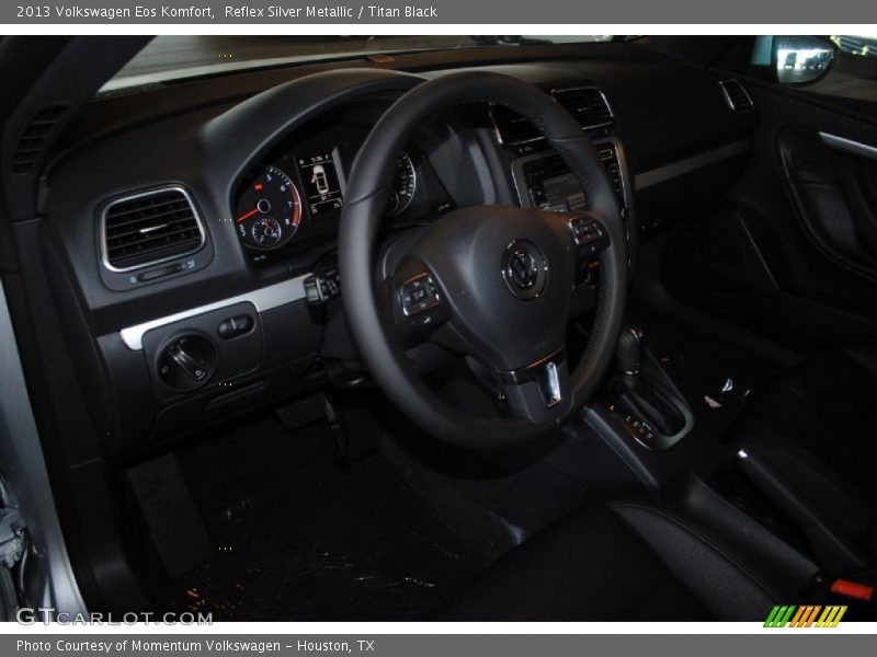 Reflex Silver Metallic / Titan Black 2013 Volkswagen Eos Komfort