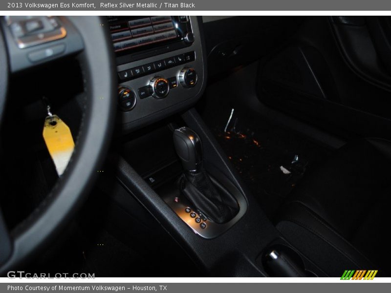 Reflex Silver Metallic / Titan Black 2013 Volkswagen Eos Komfort