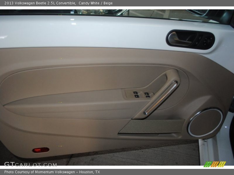 Candy White / Beige 2013 Volkswagen Beetle 2.5L Convertible