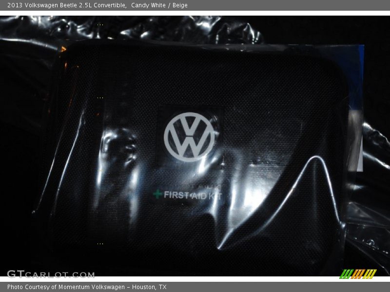 Candy White / Beige 2013 Volkswagen Beetle 2.5L Convertible