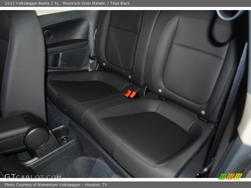 Moonrock Silver Metallic / Titan Black 2013 Volkswagen Beetle 2.5L