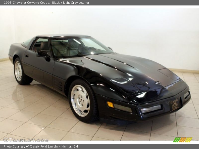 Black / Light Grey Leather 1993 Chevrolet Corvette Coupe