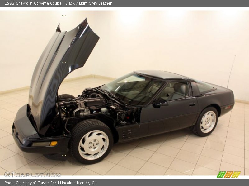 Black / Light Grey Leather 1993 Chevrolet Corvette Coupe