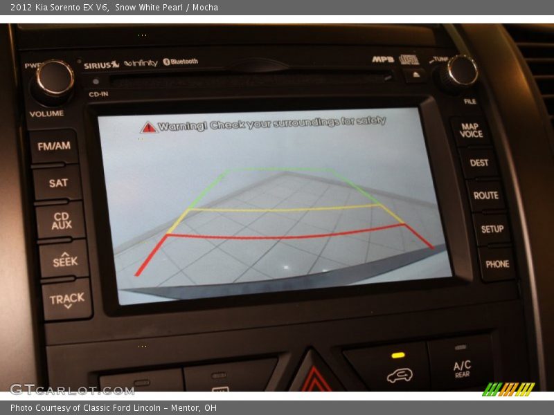 Snow White Pearl / Mocha 2012 Kia Sorento EX V6