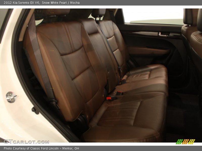 Snow White Pearl / Mocha 2012 Kia Sorento EX V6