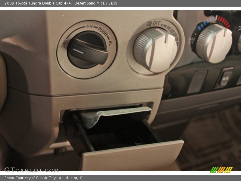 Desert Sand Mica / Sand 2009 Toyota Tundra Double Cab 4x4