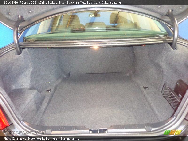 Black Sapphire Metallic / Black Dakota Leather 2010 BMW 5 Series 528i xDrive Sedan