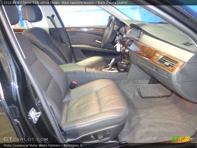 Black Sapphire Metallic / Black Dakota Leather 2010 BMW 5 Series 528i xDrive Sedan