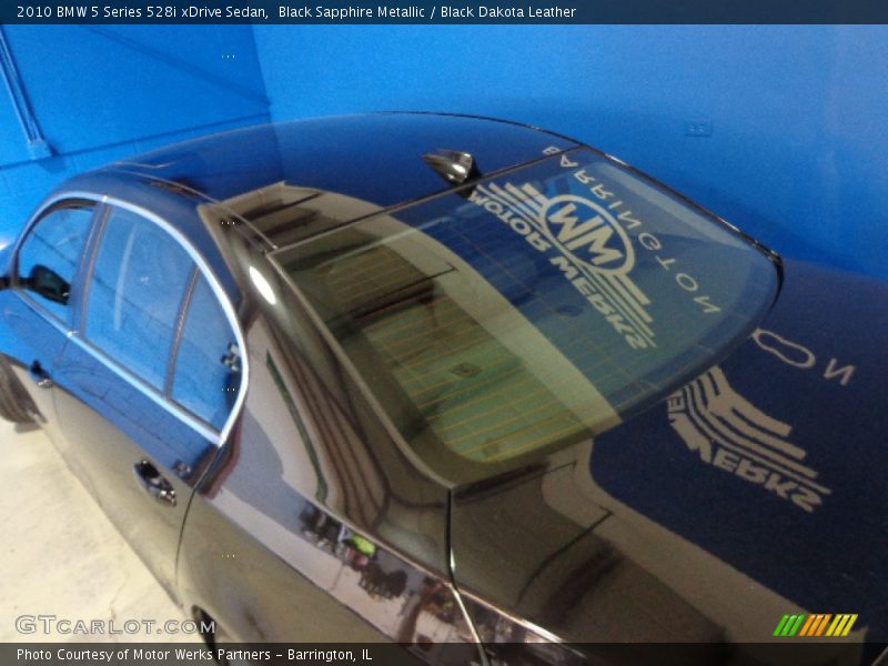 Black Sapphire Metallic / Black Dakota Leather 2010 BMW 5 Series 528i xDrive Sedan