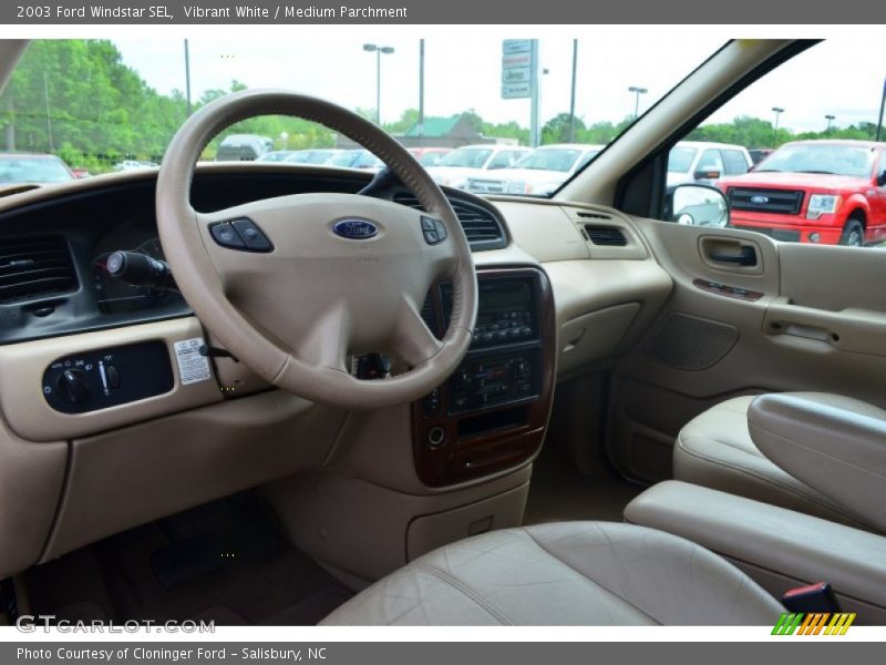 Vibrant White / Medium Parchment 2003 Ford Windstar SEL