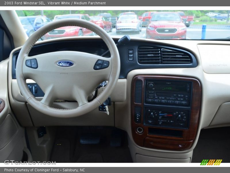 Vibrant White / Medium Parchment 2003 Ford Windstar SEL