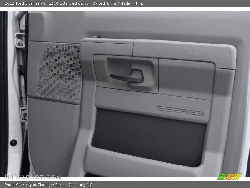 Oxford White / Medium Flint 2012 Ford E Series Van E250 Extended Cargo