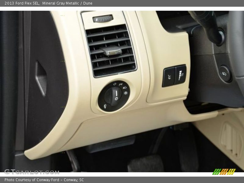 Mineral Gray Metallic / Dune 2013 Ford Flex SEL