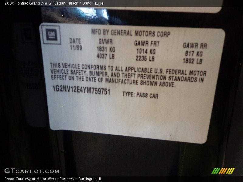 Black / Dark Taupe 2000 Pontiac Grand Am GT Sedan