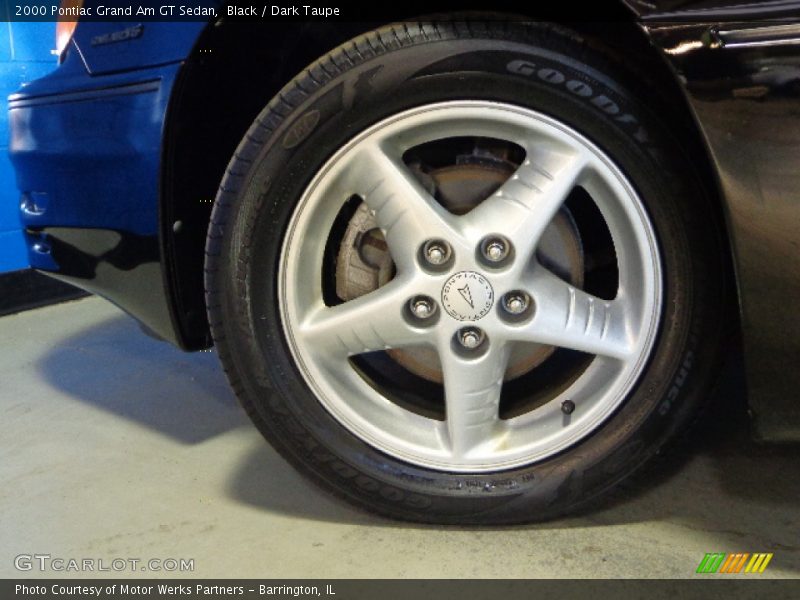  2000 Grand Am GT Sedan Wheel
