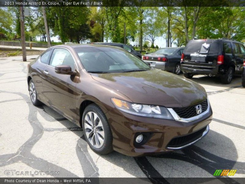 Front 3/4 View of 2013 Accord EX Coupe