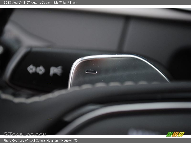 Ibis White / Black 2013 Audi S4 3.0T quattro Sedan