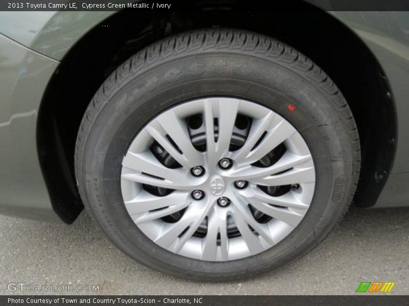 Cypress Green Metallic / Ivory 2013 Toyota Camry LE